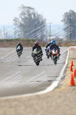 media/Sep-20-2025-TrackDaz (Sat) [[27f0cde673]]/B Group/220pm (Turn 9)/